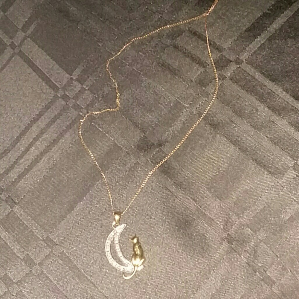 Gold necklace